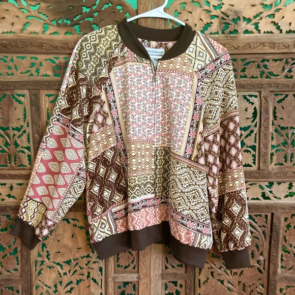 Patchwork print bomber jacket - Picture 2 of 10